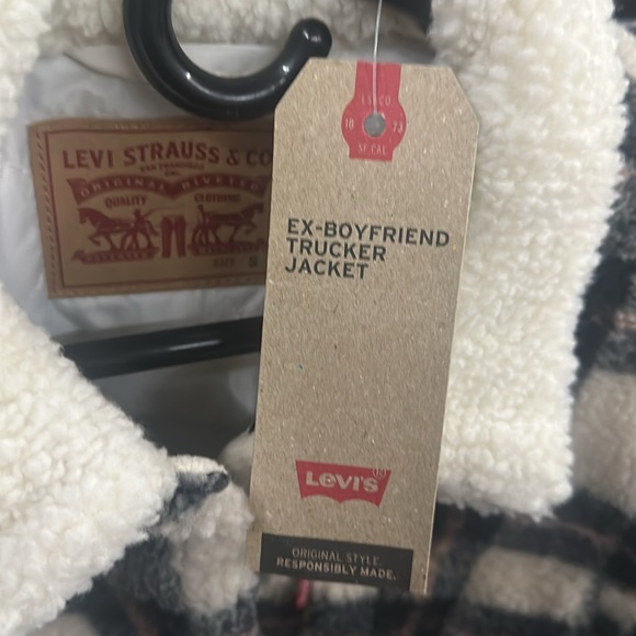 New with tags - Picture 6 of 6